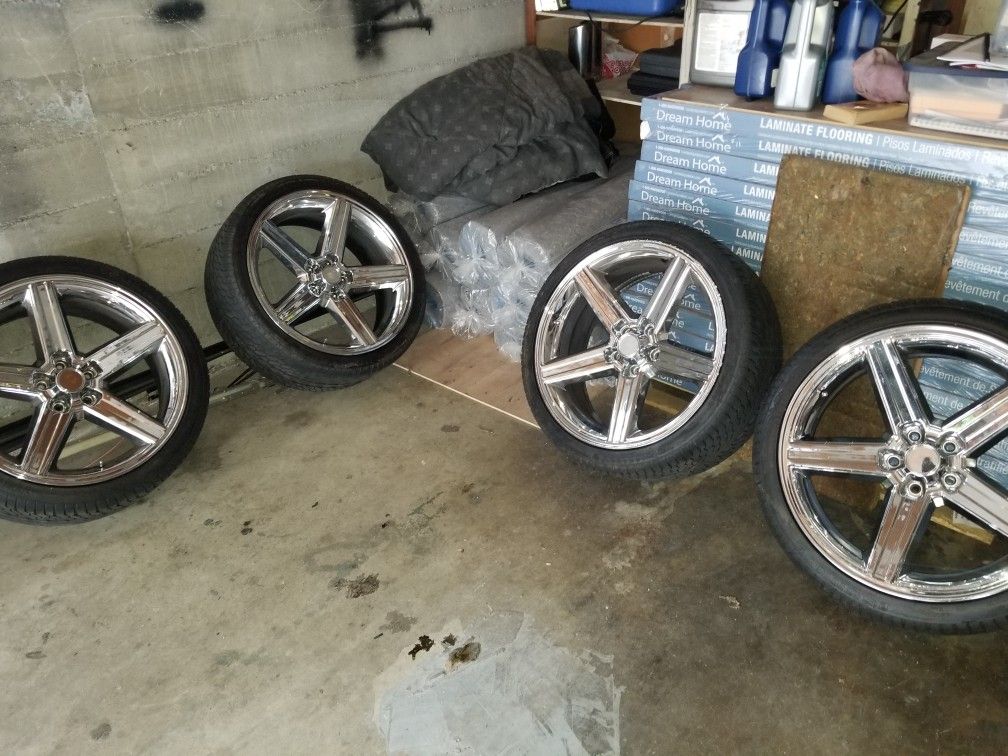 22 inch IROC wheels & Tires 5x5 800.00