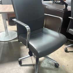Keilhaurer Vanilla Chair Luxury Office Conference Chair Genuine Leather 