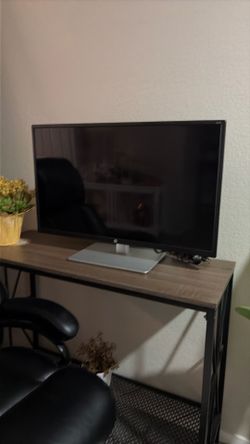 HP computer monitor.
