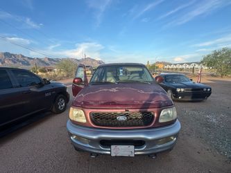 Ford TruckF150 Lariat.