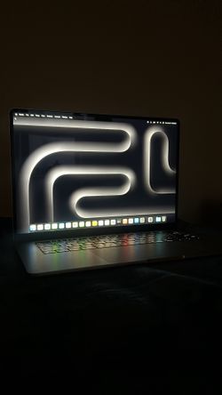 Mac Book 15 M2
