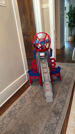 Paw Patrol Adventure Bay Tower