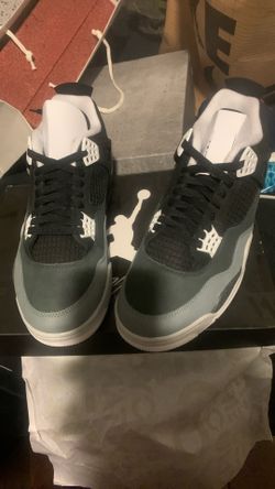 Jordan 4 Retro Fear