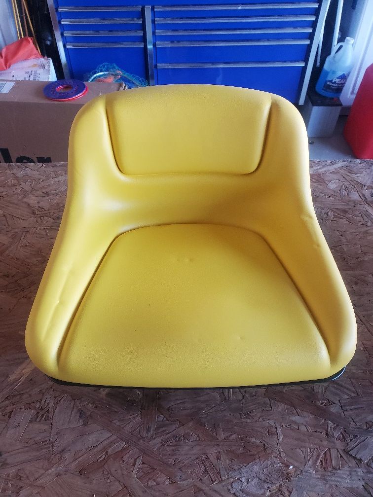 John Deere riding lawn mower seat