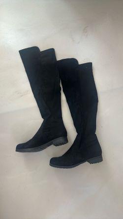 Black boots