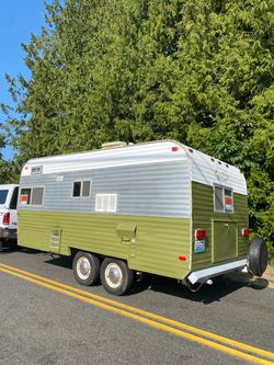 1971 Vintage Ideal Camping Trailer Glamping Travel Hunting Canned Ham Retro