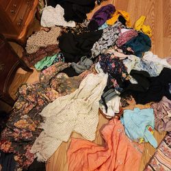 40 for All Womens Clothes Size Large And XLarge