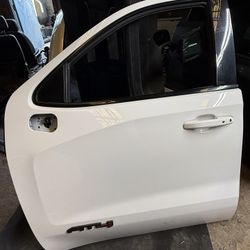 2019-2024 GMC Sierra 1500 AT4 Left Door