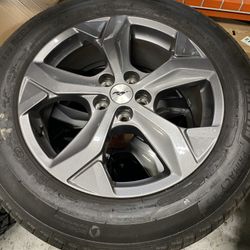 18” Oem Mustang Mack E Wheels With New Michelin Tires 