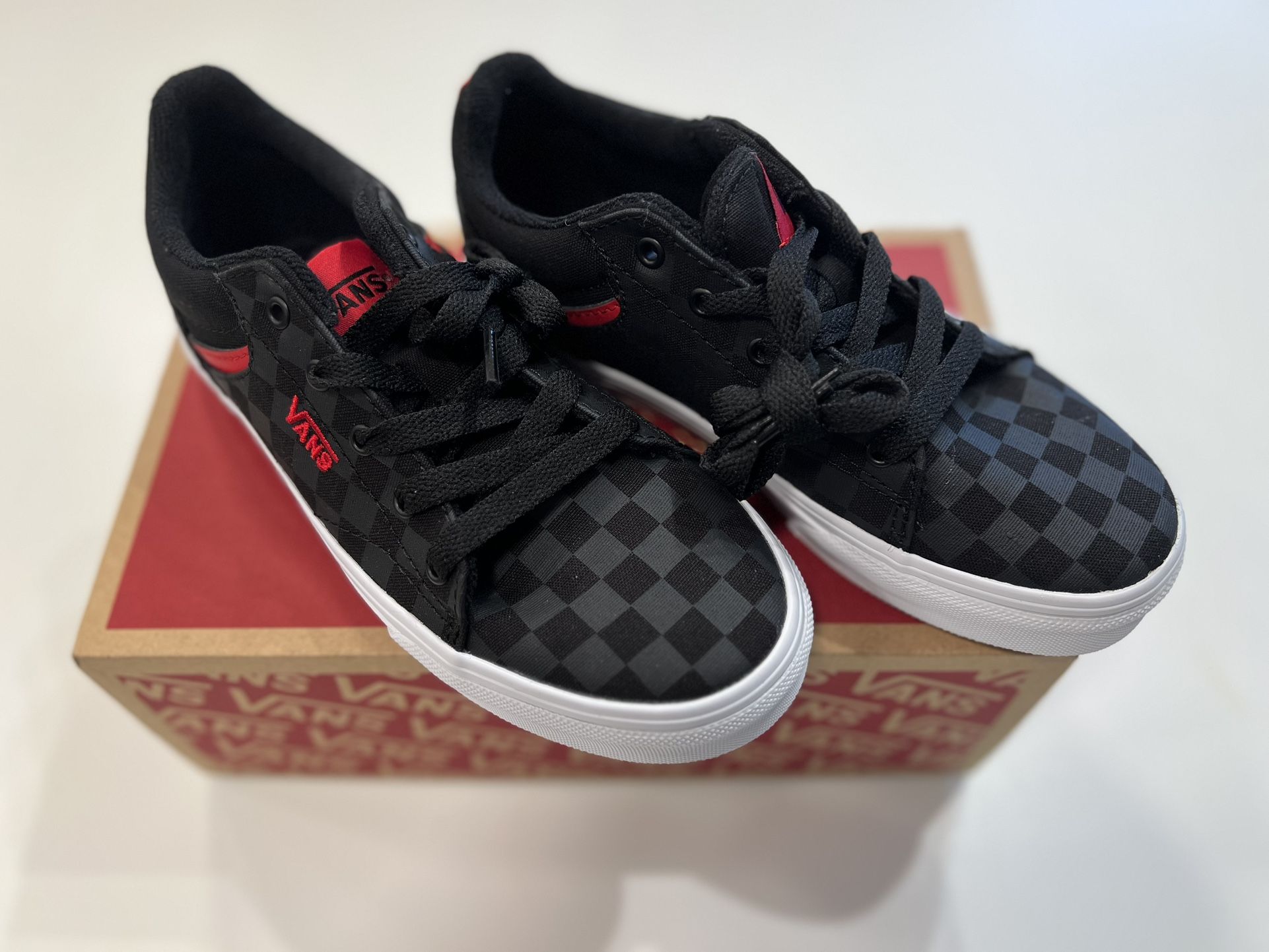 Vans Size 2 Youth New In Box