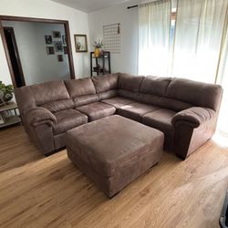 Bladen Sectional and Ottoman
