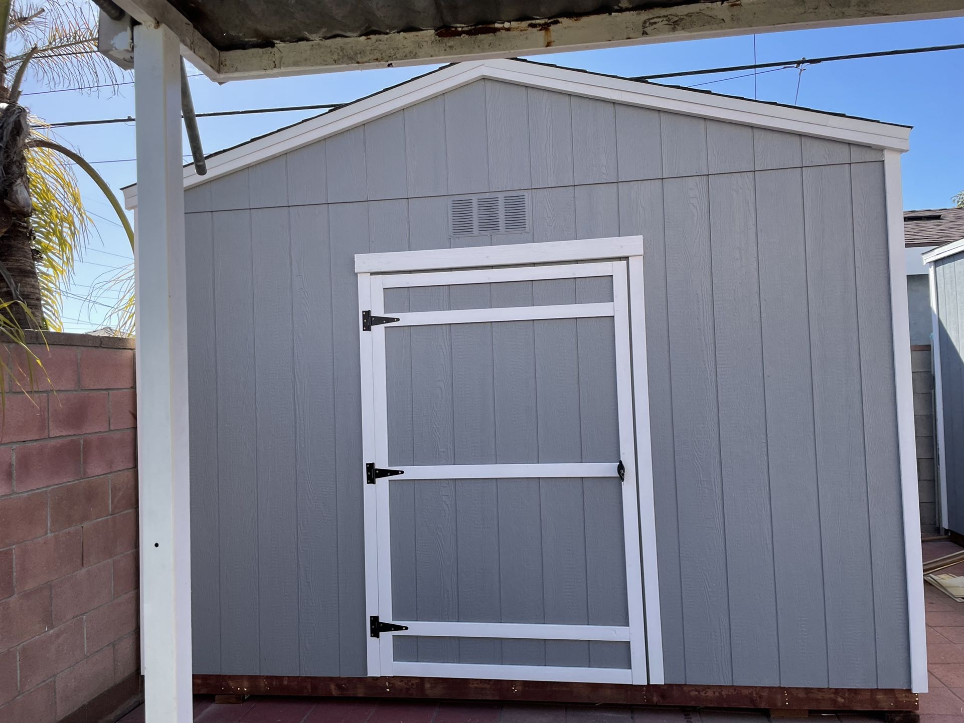 Shed 12x12x8