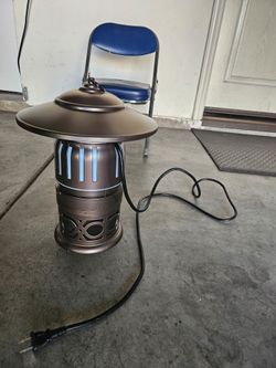 Dynatrap insect and mosquito trap