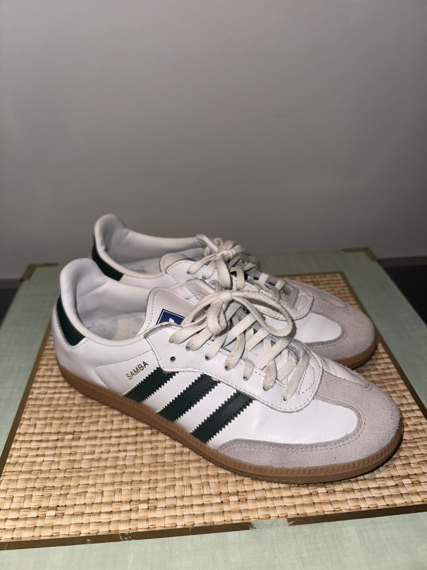 Adidas Size 7 Women’s