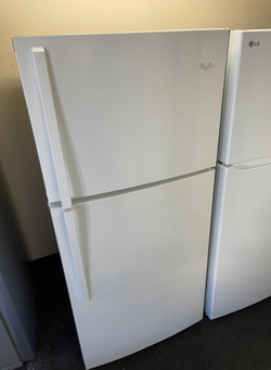 Whirlpool Top Freezer Fridge – White, Clean, Glass Shelves