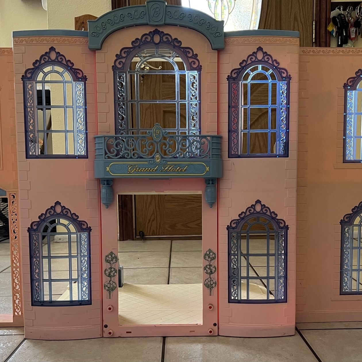 Vintage Barbie Grand Hotel Playset With Accessories 2001 Mattel for Sale in Torrance CA OfferUp