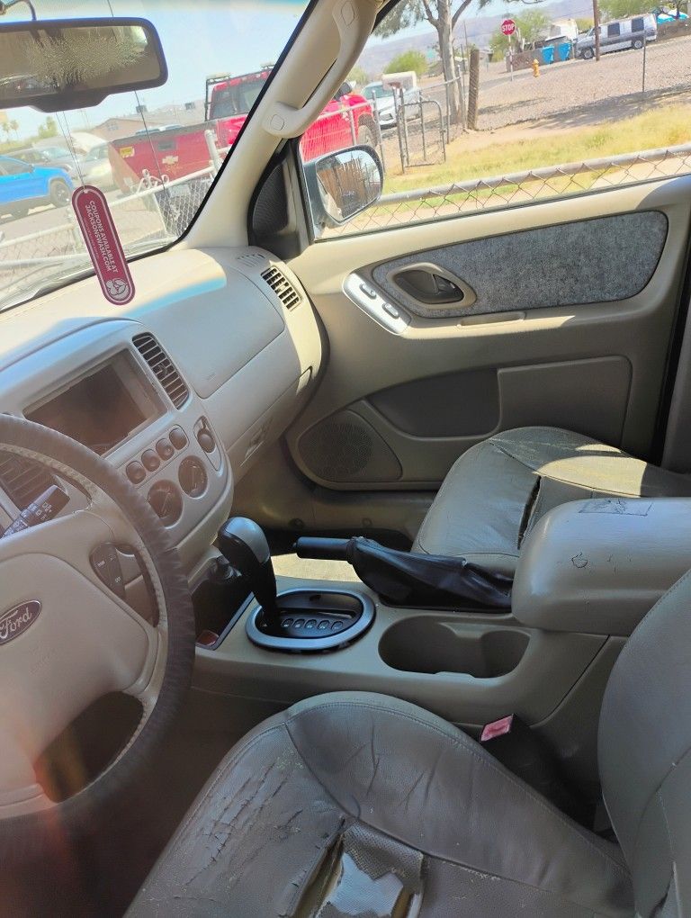 2007 Ford Escape 