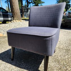 Modern GREY SLIPPER MODWAY CHAIR-Excellent Condition!