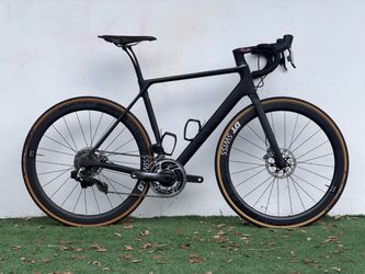 2022 Canyon Endurace CF AXS (Highly Upgraded)