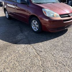 2005 Toyota Sienna