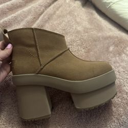 Ugg Platform Boots 