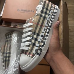 Bur berry shoes 8-10