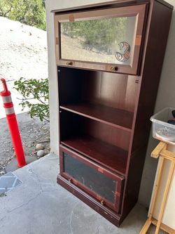 Free Cabinet