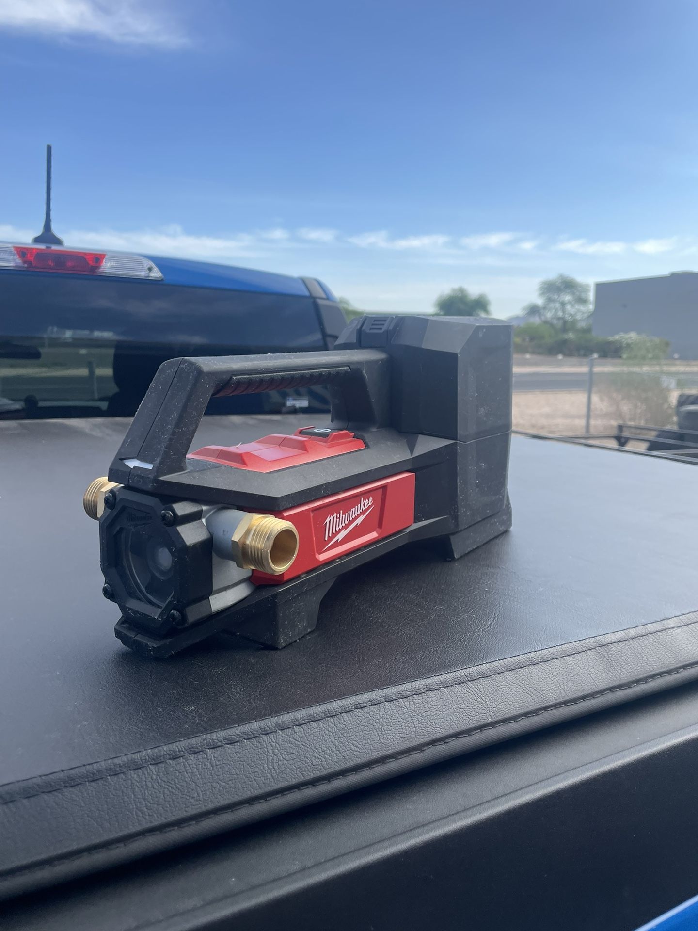 Milwaukee M18 Transfer Pump 1/4 HP