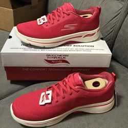 Sketchers GoWalk arch  fit shoes