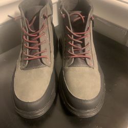 Hey Dude Women Gray Suede  Ankle/hiking Boots:9 Like New. E
