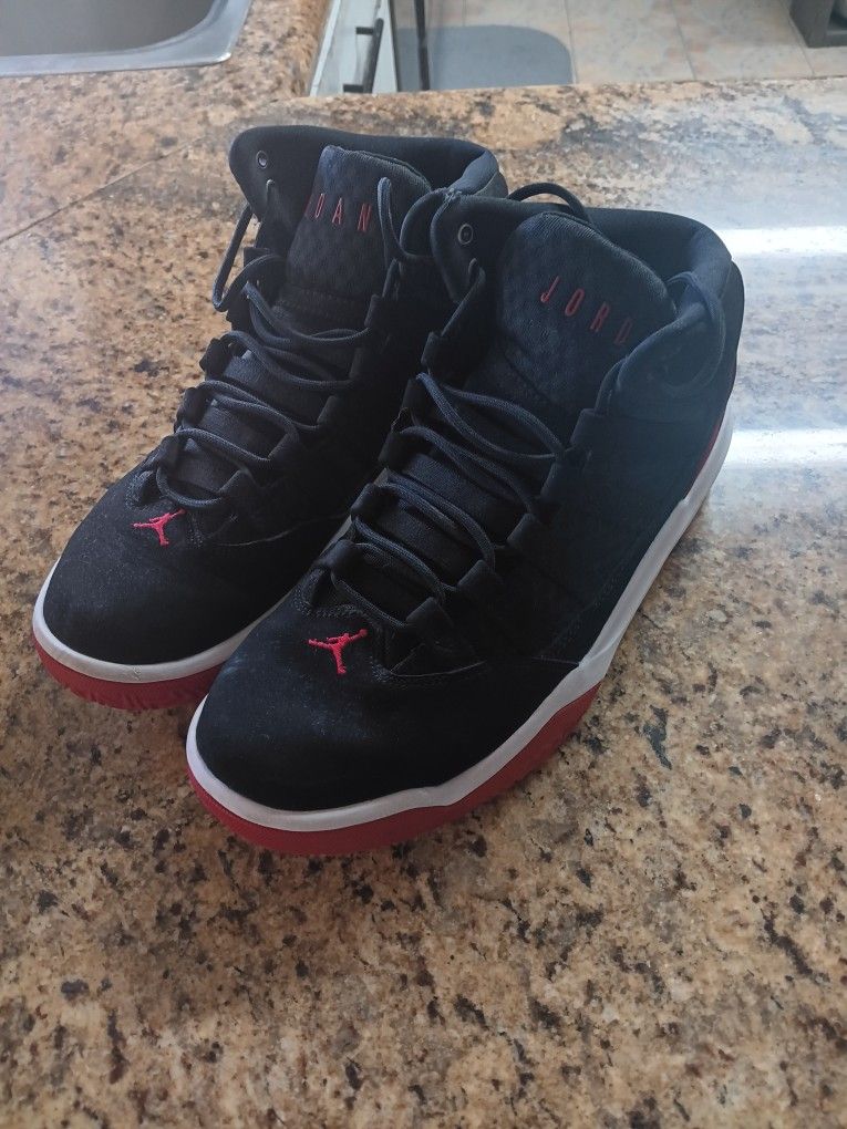 Jordan Max Aura