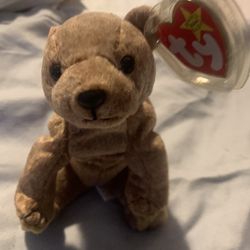 PECAN (THE GOLD BEAR) APRIL 15, 1999 (“RETIRED”) “RARE-VINTAGE” (1999)