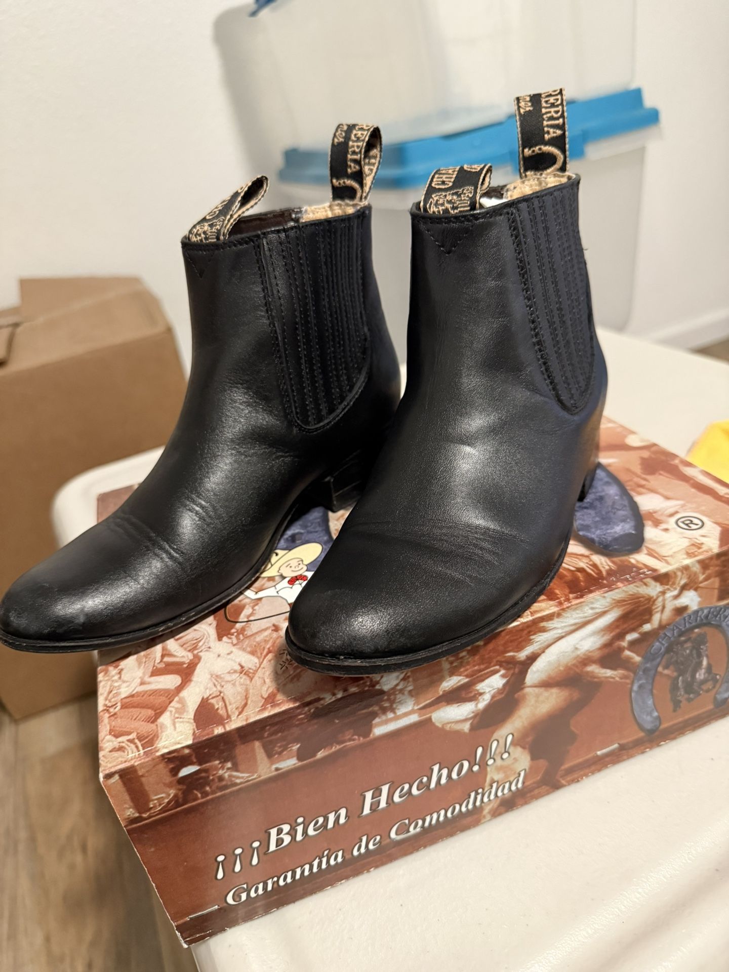 Botín Charro (boots For Boys)  Size 5.5 Little Boy