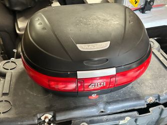 Givi Maxia E52 top case