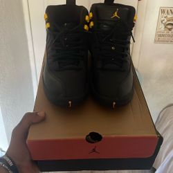 Jordan 12 black Taxi