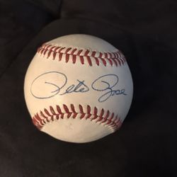 Pete Rose Autograph Baseball 