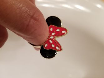 Stacked Minnie rings