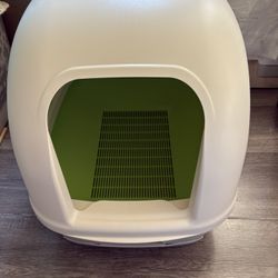 Covered Breeze Litter Box System 