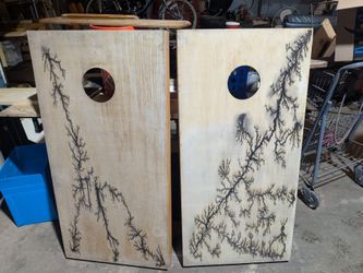 custom corn hole boards with 2 sets of bags