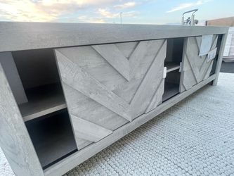 71” tv stand