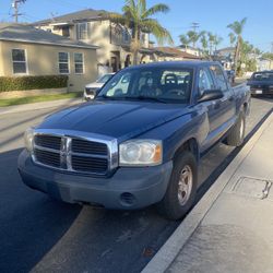 2006 Dodge Dakota