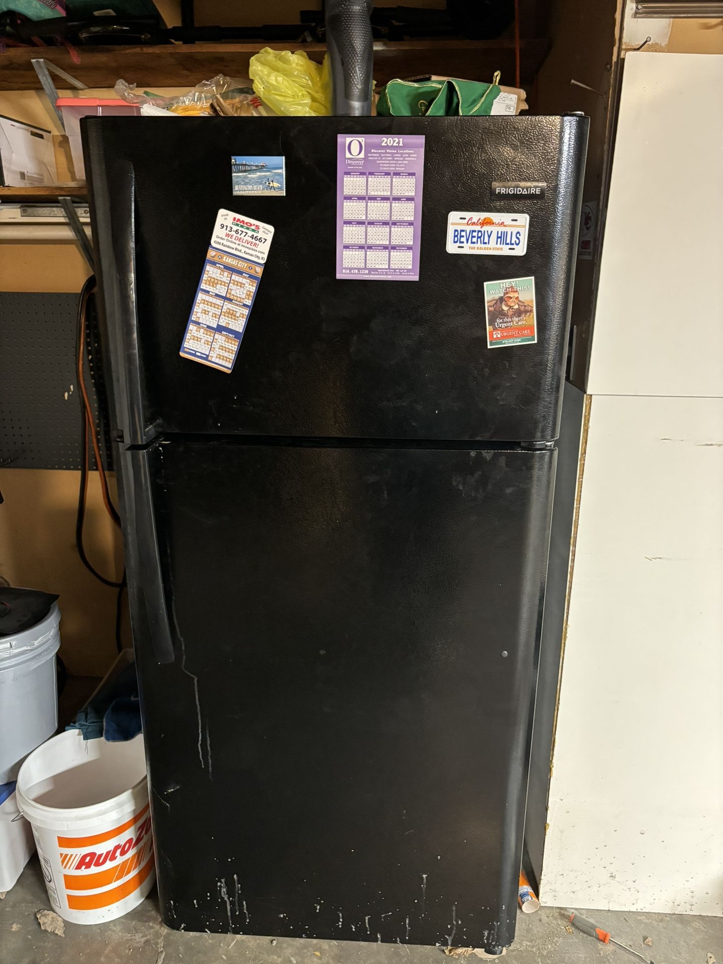 Refrigerator 