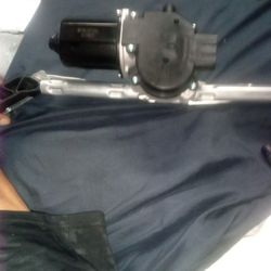 Windshield Wiper Motor For A 2004 /2017