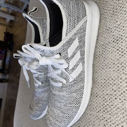 Adidas Cloud Foam Shoes 