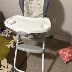 Feeding High Chair And Baby Tricycle 