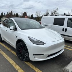 2021 Tesla Model Y Performance with Full Self Driving Ki