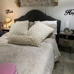 Bed Frame With Head Board-no Mattress Queen Size
