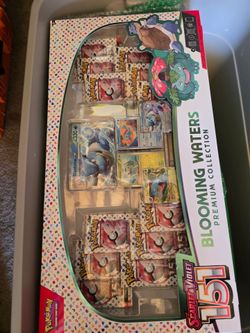 Pokemon TCG blooming waters 151 collection box