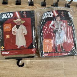 Star Wars Costumes - Yoda And Rey
