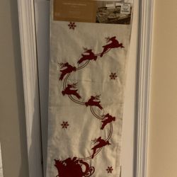 Cupcakes & Cashmere At Home Table Runner